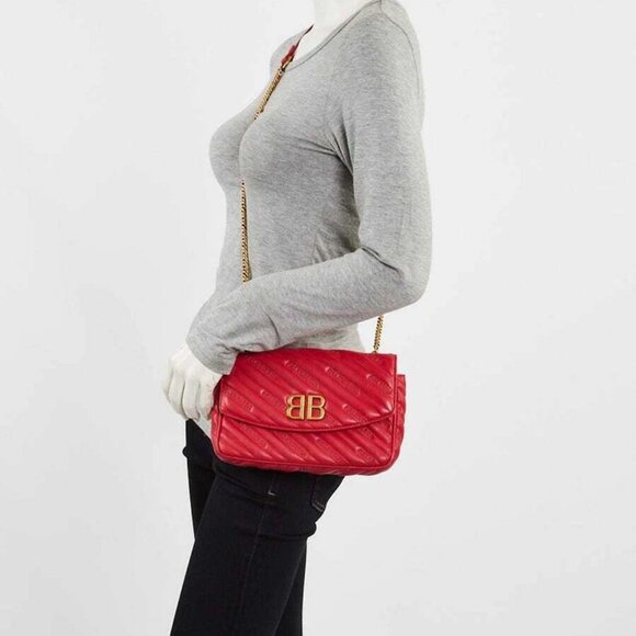 Balenciaga Red Quilted Embossed Leather BB Chain Round Small Flap Bag - Picture 2 of 12